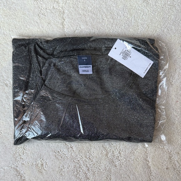 Sleeveless Charcoal Silver Shine Women's Tank Top, size Small, NWT - Picture 6 of 6